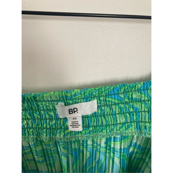 BP plisse crop camisole‎ - Picture 2 of 3